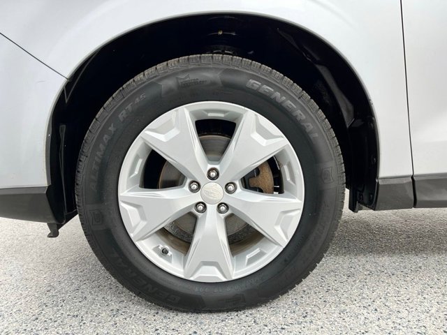 2015 Subaru Forester 2.5i