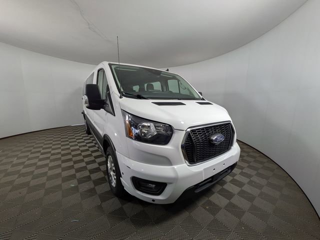 2024 Ford Transit Passenger Wagon XLT