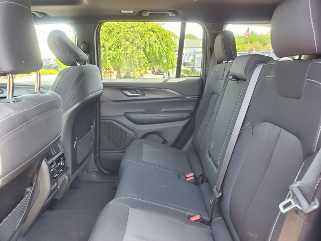 2024 Jeep Grand Cherokee Laredo X