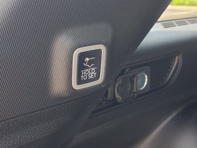 2024 Jeep Grand Cherokee Laredo X