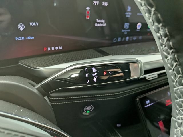 2025 Cadillac Escalade AWD V-Series