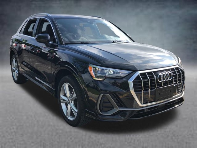 2020 Audi Q3 S line Premium