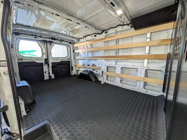 2025 Ford Transit Cargo Van Base