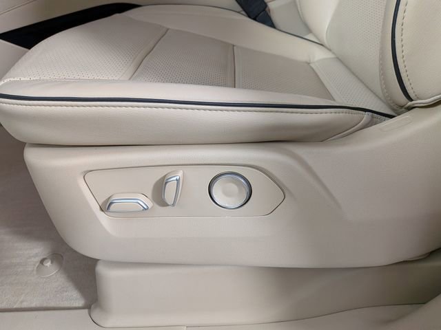 2024 Cadillac Escalade 4WD Premium Luxury
