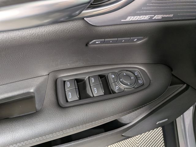 2023 Cadillac XT5 FWD Premium Luxury